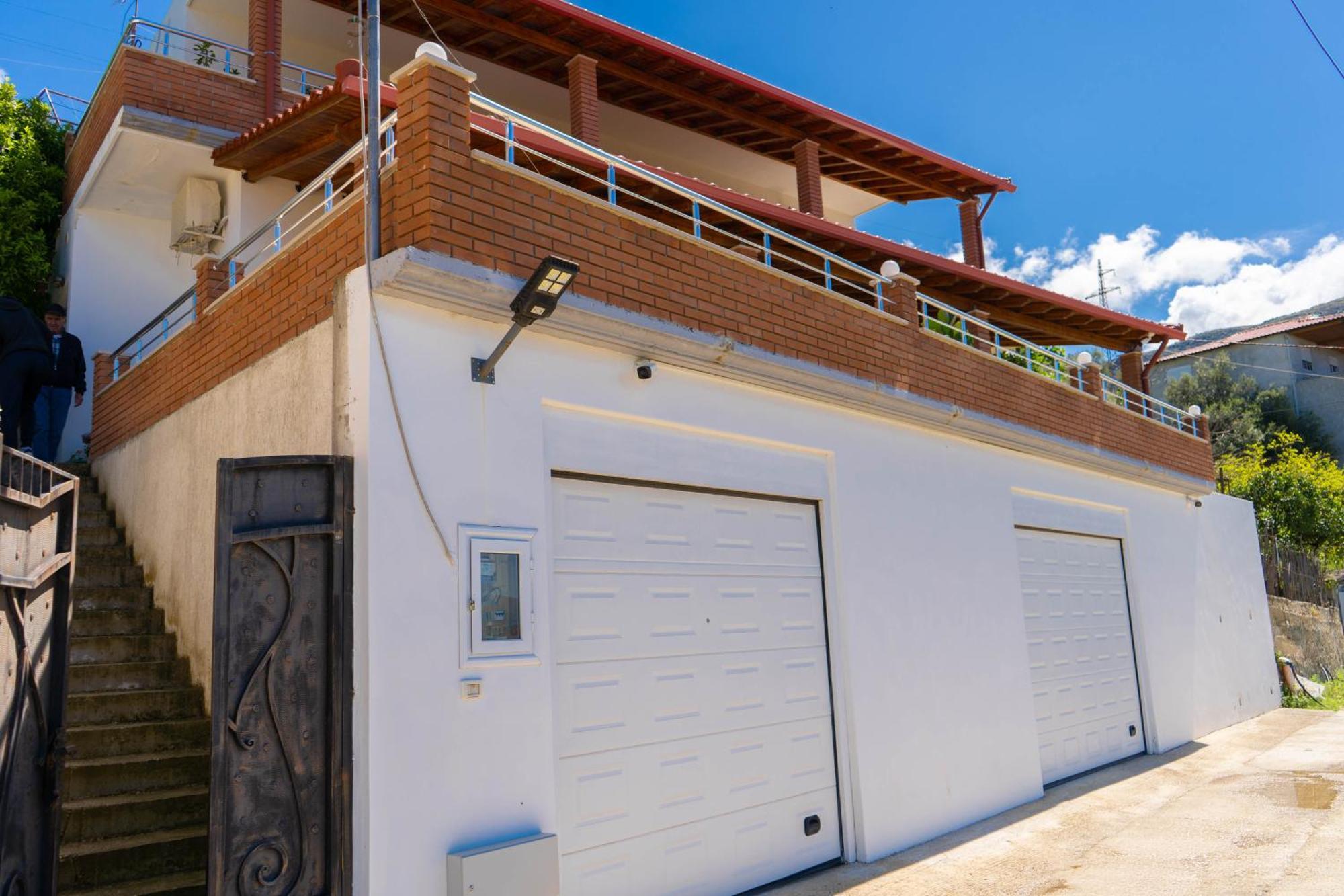 Vila Aliaj Vlorë Exterior foto